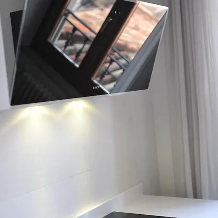 Bella Limone 利莫内-苏尔加达